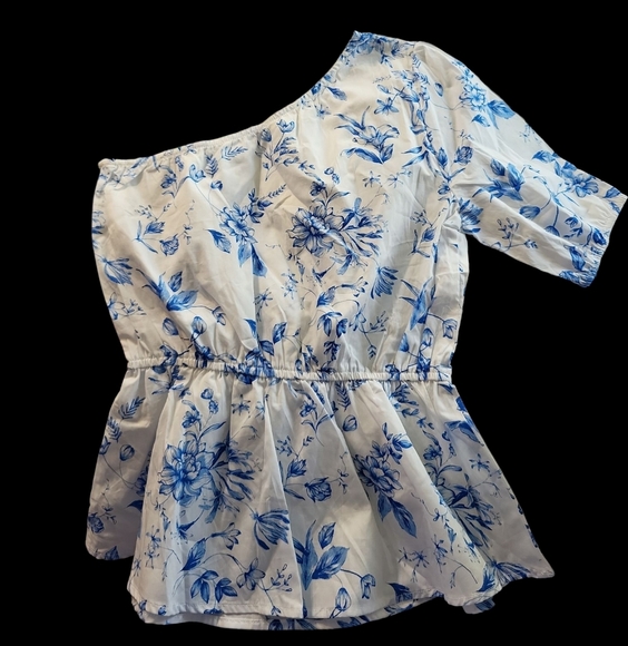 NWT CATO XS Cape TOWN Victoria Blue Floral One-Shoulder Top - Picture 8 of 12